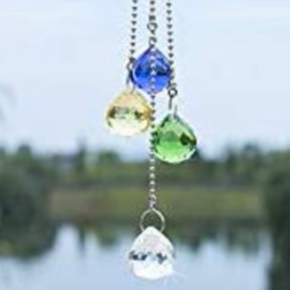Elephant Charm Crystal Prisms Suncatcher Pendant for window garden wall hanging - Picture 4 of 6